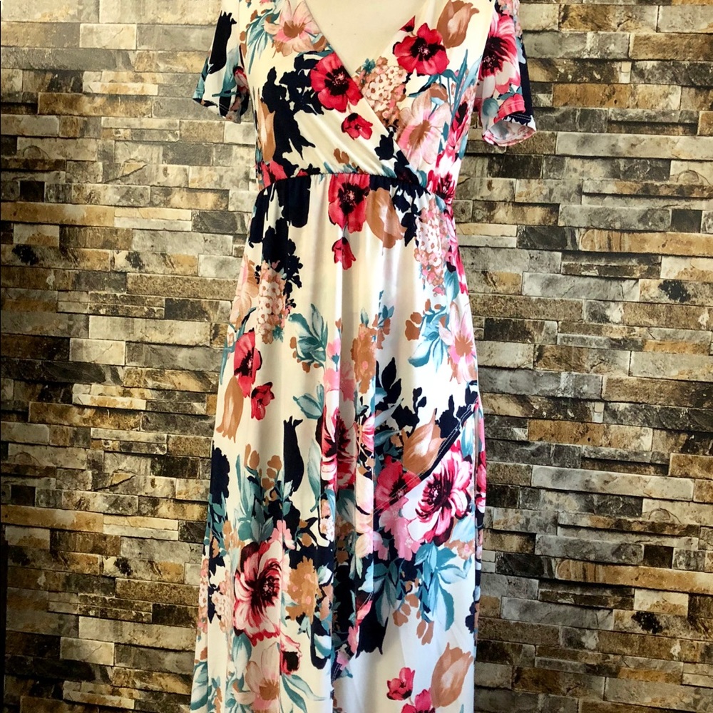 Floral Dress - High Low Size Small - Picture 2 of 4